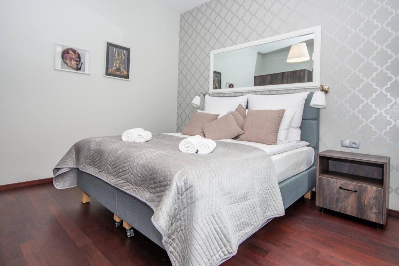 Inpoint 2-Bedrooms Apartment With Private Garden And Free Parking Краків Екстер'єр фото